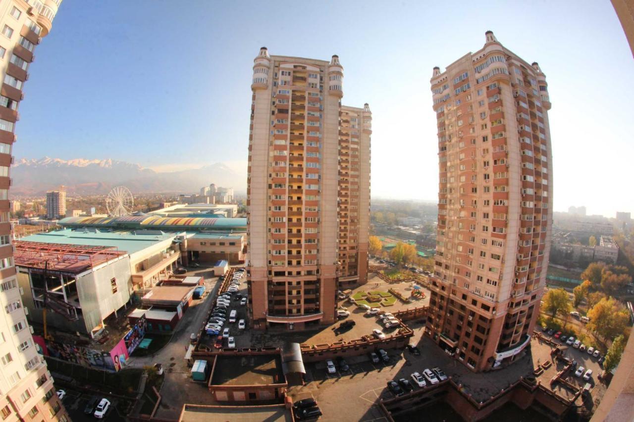 2 Ком Студия На 18 Этаже С Панорамным Видом На Горы В Жк Мега Тауер Almaty Ngoại thất bức ảnh